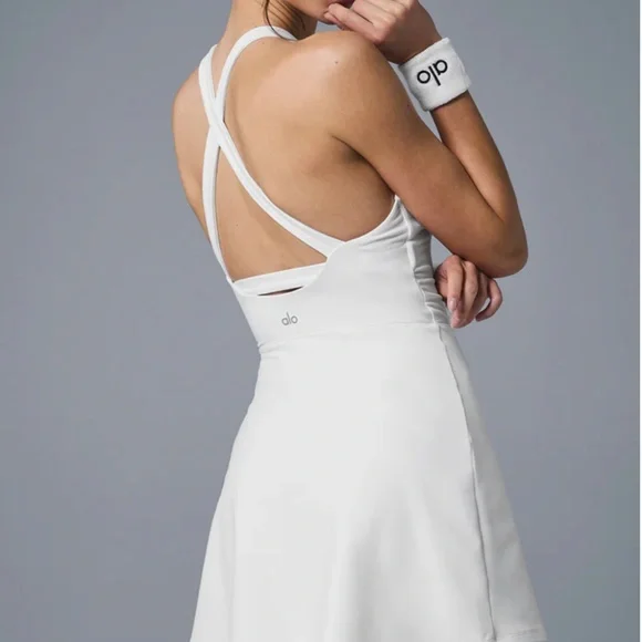 ALO Yoga Alosoft Backspin White Cross-Back Dress - Size Large NWT - Picture 3 of 4